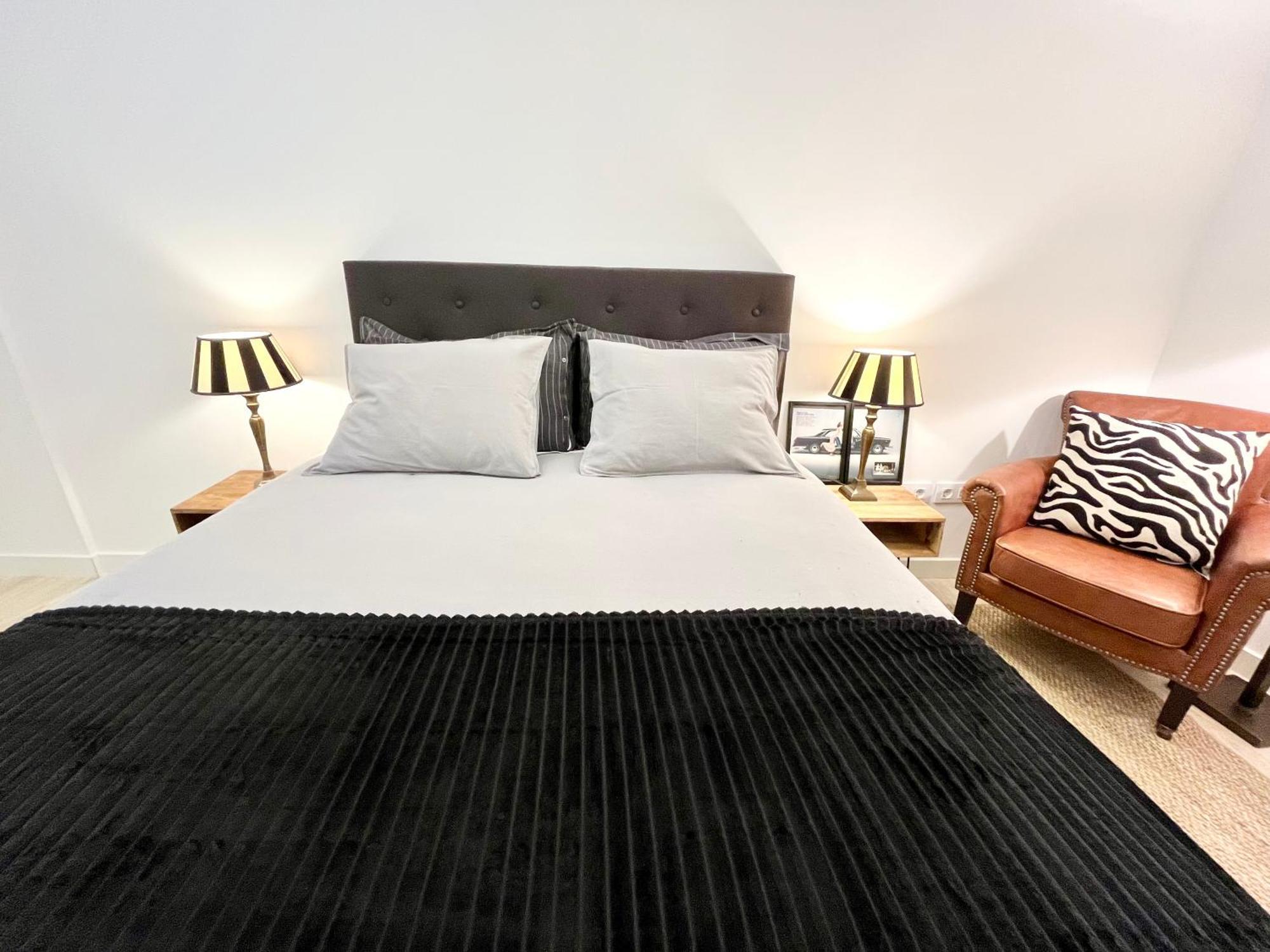 Puerta Del Sol House Apartment Madrid Exterior photo